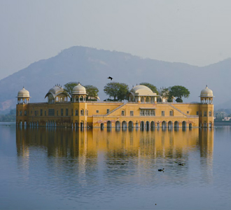 Jaipur weekend tour package